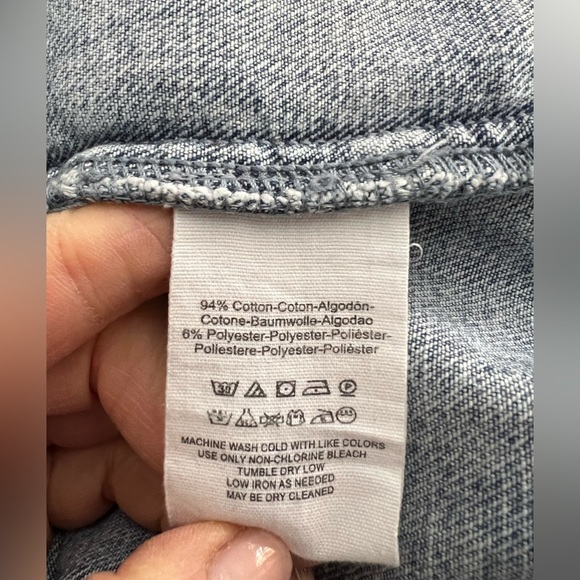 Free People We the Free Rumors Denim Jacket size medium EUC - Picture 10 of 11